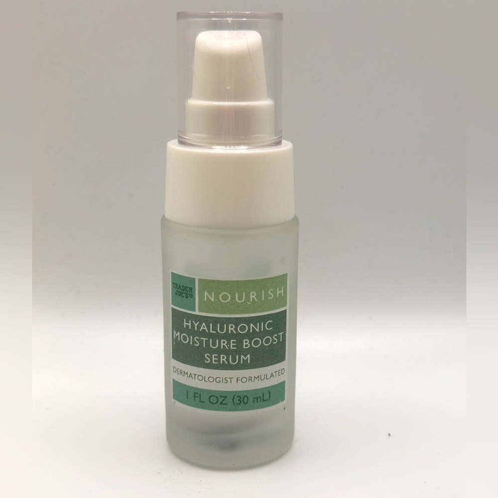 Nourish Hyaluronic Moisture Boost Serum